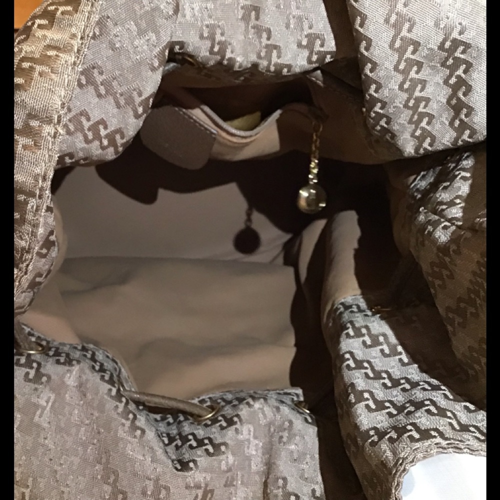 Gucci Horse Feed Bag. Long Satchel Strap. - Picture 2 of 7